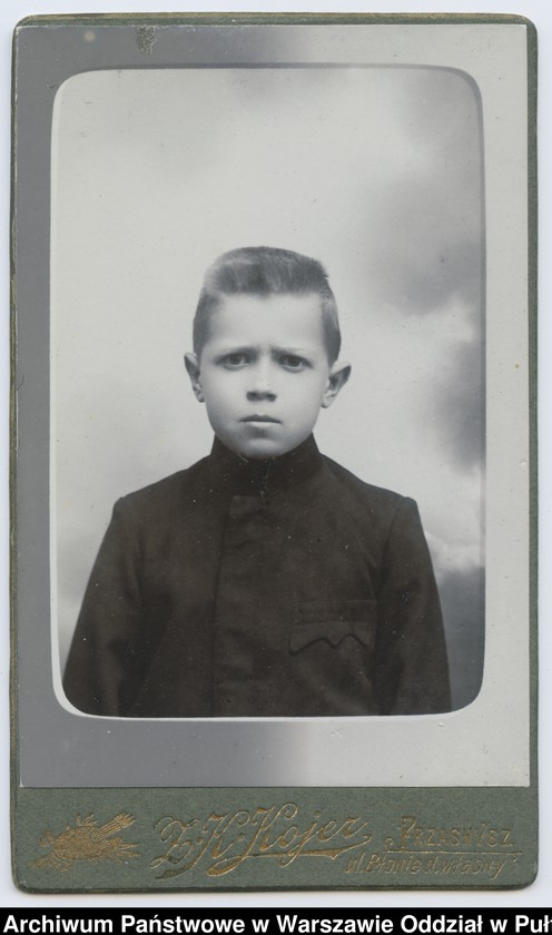 Obraz 14 z kolekcji "Chłopcy w niebieskich mundurkach... - uczniowie pułtuskiego Gimnazjum z okresu I wojny światowej111"