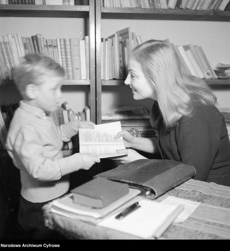 image.from.unit.number "Aleksandra Śląska z synem Szczęsnym"