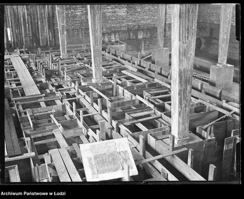 Obraz 1 z jednostki "Stoki, zbiornik wody, budowa dolnej części"