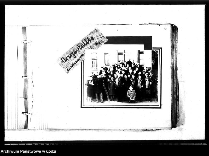 Obraz 14 z jednostki "[Album Arbeisamtu - Wydziału Pracy. Pracownicy wydziałów, graficzne przedstawienie schematu organizacji, używane druki, objaśnienia historyczne, rozbiórki domów]"