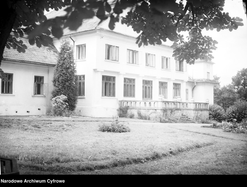 image.from.unit.number "Dworek Kępińskich w Moszczanicy"