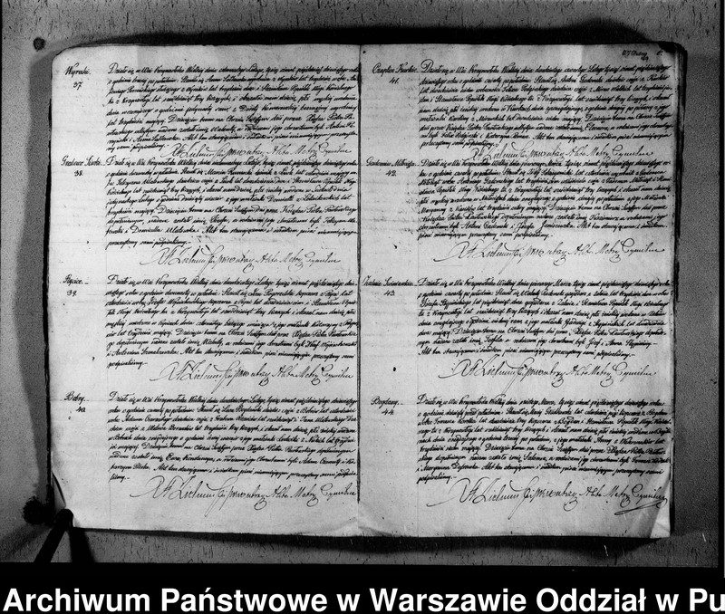 image.from.unit.number "Akta urodzeń, małżeństw i zgonów"