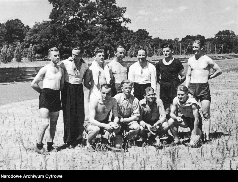 image.from.unit.number "Treningowy obóz piłkarski w Warszawie"