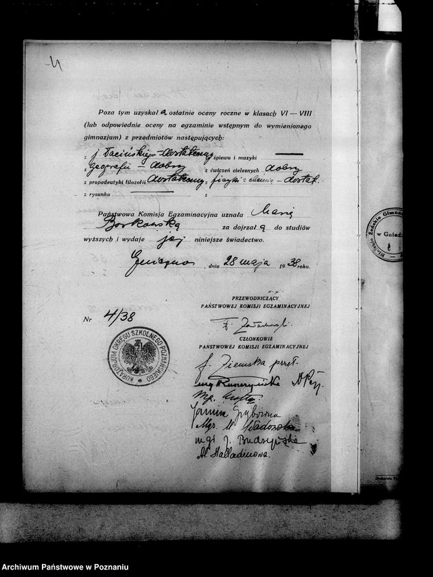Obraz 8 z jednostki "Miejskie Gimnazjum Żeńskie imienia Błogosławionej Jolanty- Gniezno- [w tym protokoły egzaminów dojrzałości i świadectwa dojrzałości z 1938 roku]"