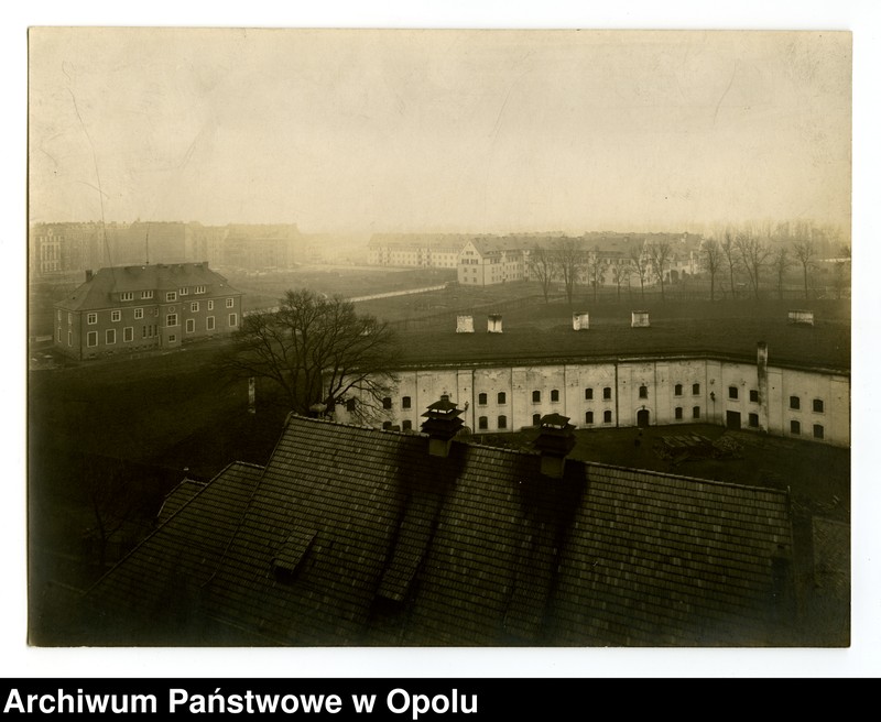 Obraz 8 z jednostki "Obwałowania Bastionu VI – Marii Magdaleny i jego rozbiórka (obecnie Plac Paderewskiego)"