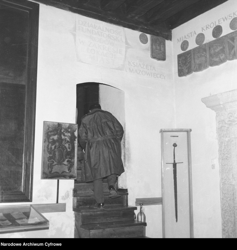 image.from.unit.number "Muzeum Ziemi Zamojskiej"