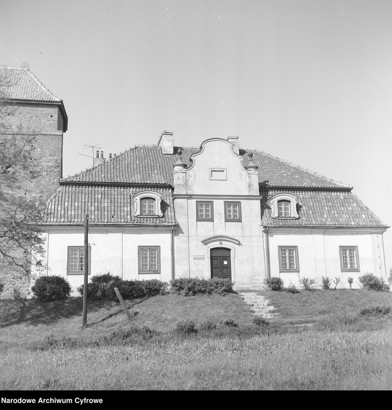 image.from.unit.number "Muzeum w Liwie"