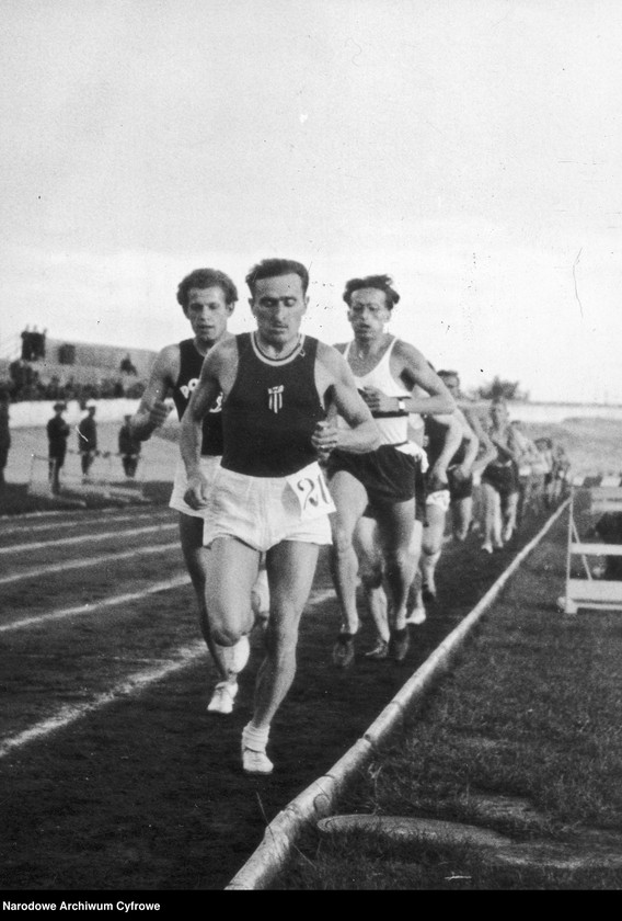 image.from.unit.number "Lekkoatletyczne mistrzostwa Polski na Stadionie Wojska Polskiego im. Marszałka Józefa Piłsudskiego w Warszawie"