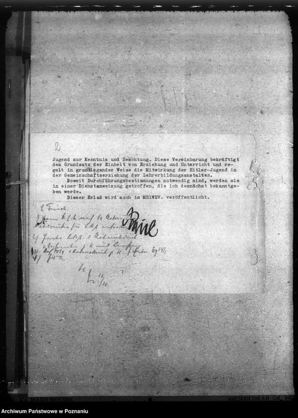 Obraz 6 z jednostki "Zusammenarbeit von Schule und Hitlerjugend. Lehrerbildungsanstalten. Verschulung aus dem Landjahr"