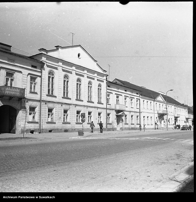 image.from.unit.number "Budynek Sądu Powiatowego w Suwałkach."