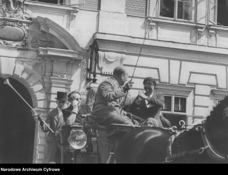 image.from.unit.number "Wizyta księcia Kentu Jerzego Windsora z małżonką Mariną w Polsce"