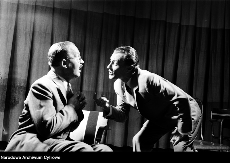 image.from.unit.number "Warszawa. Teatr Młodej Warszawy - sztuka "Teoria Einsteina""