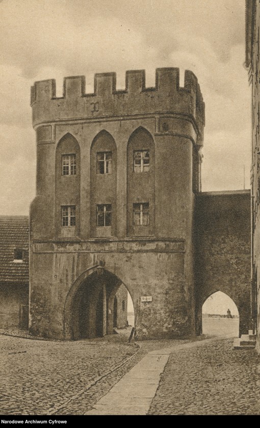 image.from.collection.number "Toruń w II Rzeczypospolitej"
