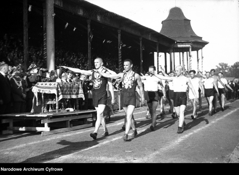 image.from.unit.number "Jubileusz 25 lecia Towarzystwa Sportowego Wisła Kraków"