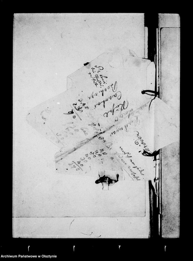image.from.unit.number "Annexe zu den /Papiers du Camp/ enthaltend Briefe über Pferdekäufe, Juvelen usw. an Carl Fr. Gf. Lehndorff."