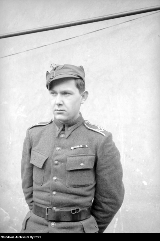 image.from.unit.number "Życie żołnierzy Ludowego Wojska Polskiego [LWP] w koszarach"