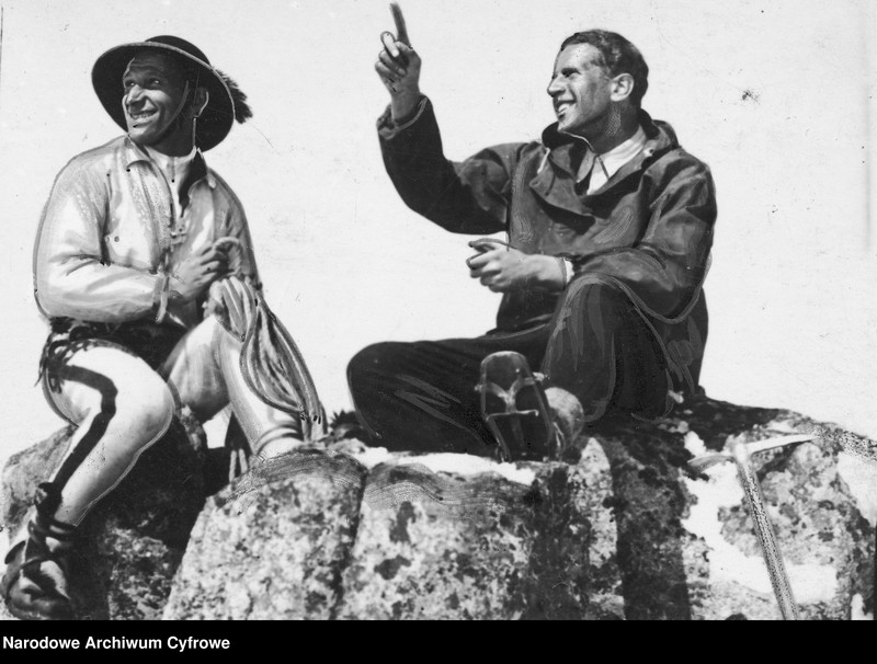 image.from.unit.number "Film "Zamarłe echo""