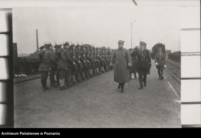 Obraz 3 z jednostki "Powitanie generalicji na dworcu w Chodzieży."