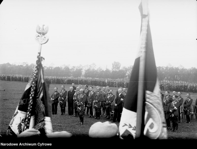 image.from.unit.number "XIV Zjazd Legionistów w Krakowie"