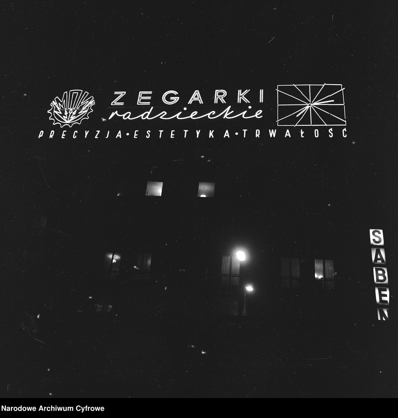 Obraz 11 z jednostki "Neony w Warszawie nocą"