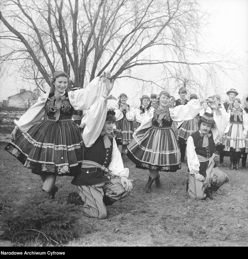 image.from.unit.number "Zespół Pieśni i Tańca "Blichowiacy" Szkoły Rolniczej w Łowiczu Blichu"