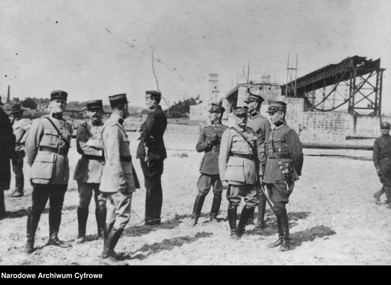 image.from.unit.number "Francuska misja wojskowa przebywająca w Polsce w czasie wojny polsko-radzieckiej"
