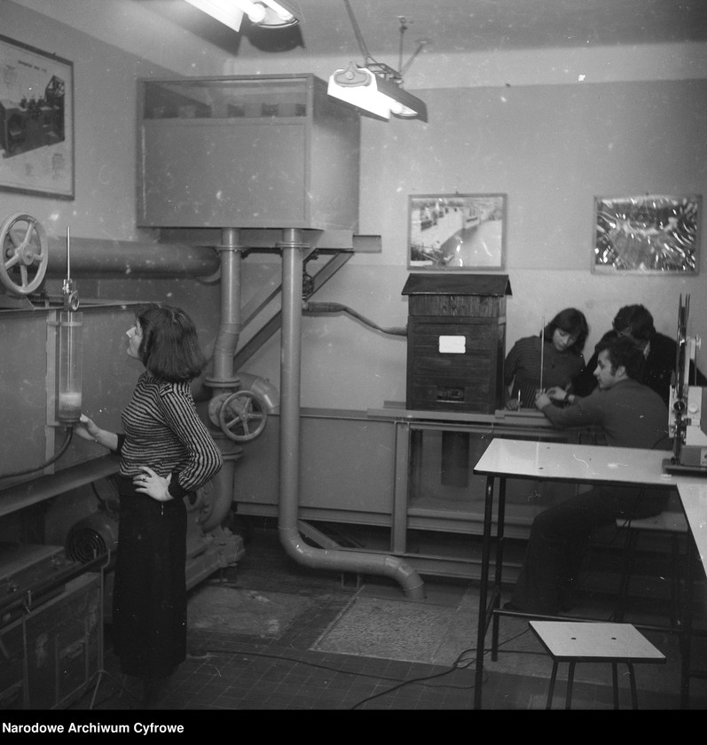 image.from.unit.number "Technikum Gospodarki Wodnej w Dębem"