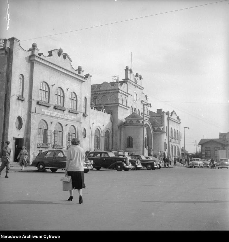 image.from.unit.number "Lublin"
