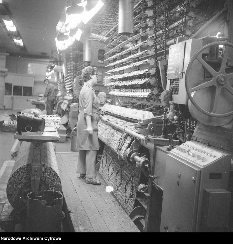 image.from.collection.number "Fabryki i zakłady pracy w PRL111"