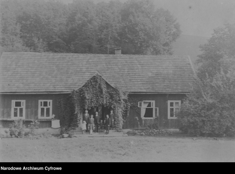 Zbyszyce. Szkoła powszechna