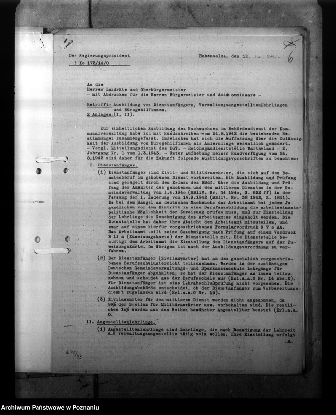 Obraz 10 z jednostki "Ausbildung von Dienstanfängern, Lehrligen und Bürogehilfinnen"