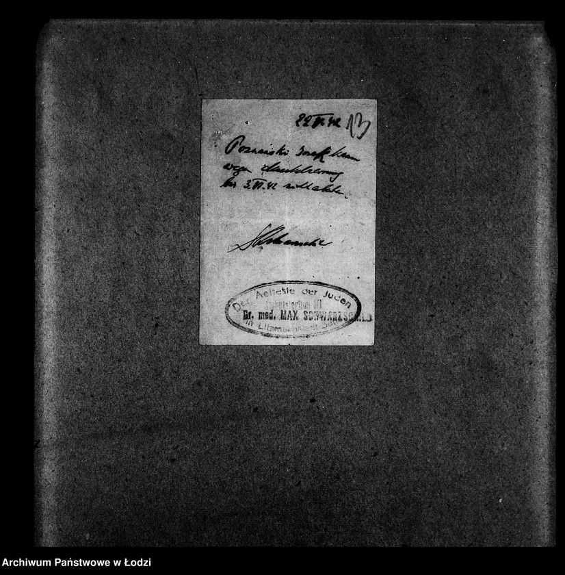 Obraz 16 z jednostki "Papiererzeugnisse-Abteilung [Zasiłki chorobowe dla pracowników wydziału, listy pracowników, zaświadczenia lekarskie]"