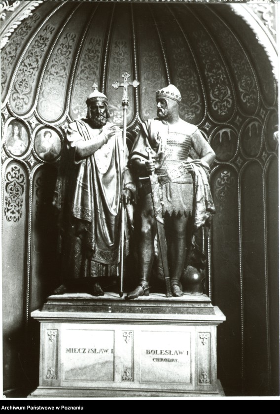 image.from.unit.number "Poznań - Katedra - Złota Kaplica"