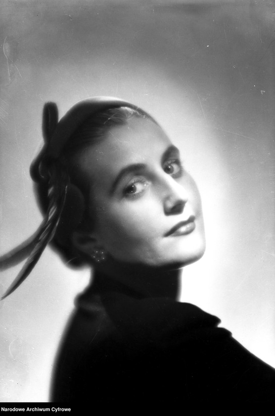 image.from.unit.number "Alina Bolechowska"