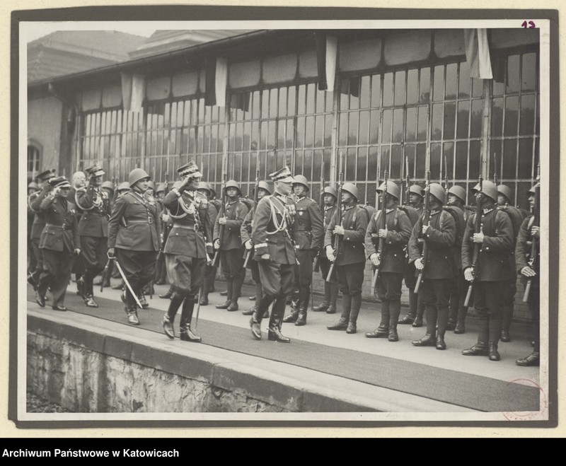 Obraz 16 z jednostki "[Album fotograficzny uroczystości 15 rocznicy III powstania śląskiego]"