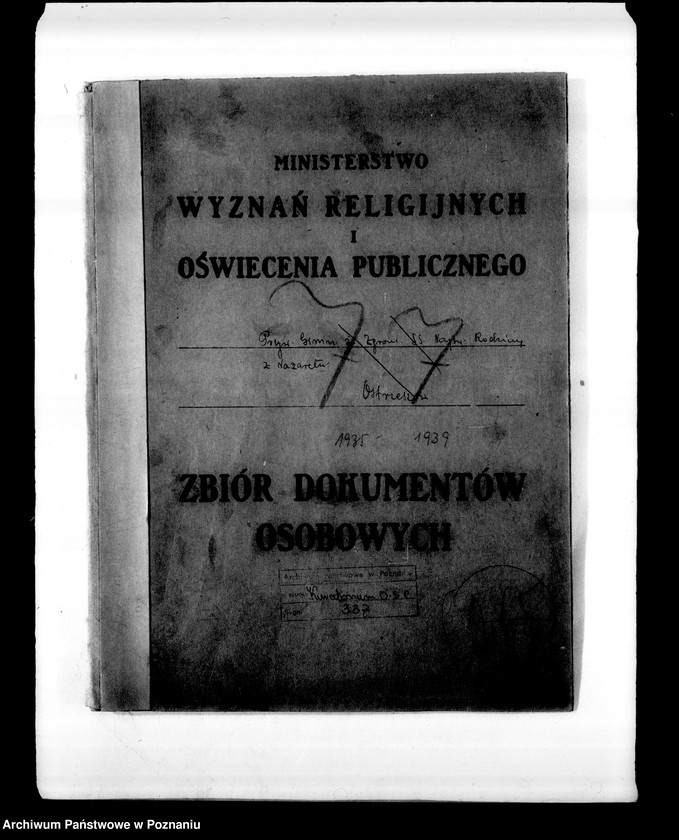 Obraz 4 z jednostki "Prywatne Gimnazjum Żeńskie Zgromadzenia SS. Najświętszej Rodziny z Nazaretu- Ostrzeszów"