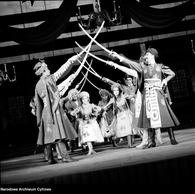Obraz 4 z jednostki "Warszawa. Teatr Narodowy - przedstawienie "Kram z piosenkami""