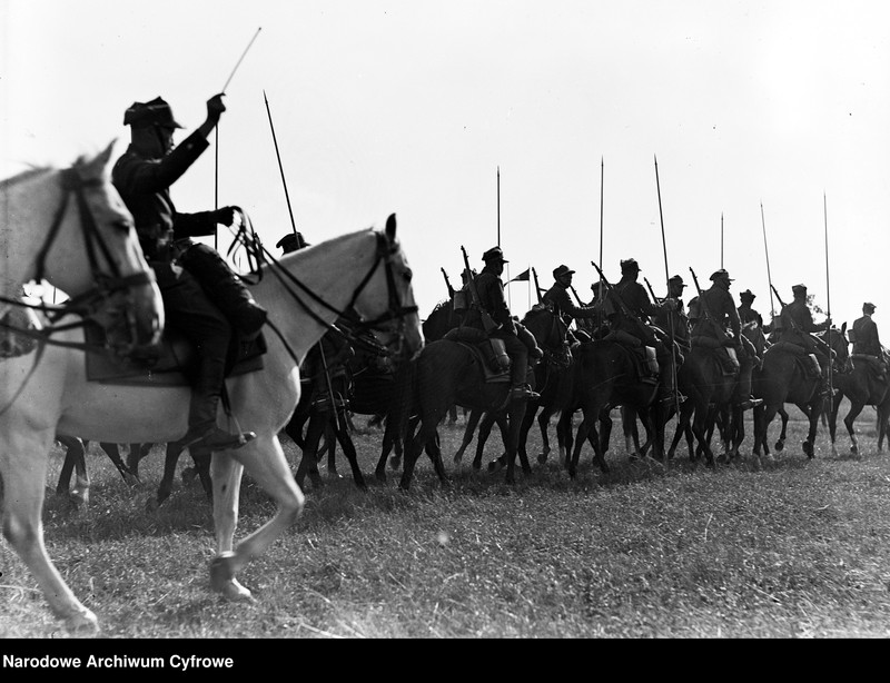 Obraz 11 z jednostki "Święto Kawalerii w Krakowie z okazji 250 rocznicy Odsieczy Wiedeńskiej "