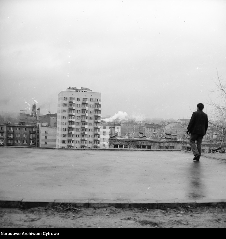 image.from.unit.number "Kamienice i bloki mieszkalne przy ul. Bartoszewicza w Warszawie"