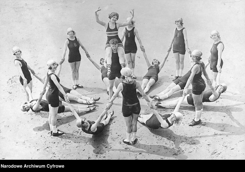 image.from.collection.number "Przedwojennej plaży czar111"