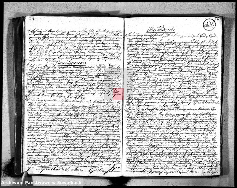 Obraz 14 z jednostki "Księga aktu ślubnego gminy suwalskiey, powiatu dąbrowskiego w departamencie łomżyńskim na rok 1810 1 Maja po 1 Maja 1811 roku"