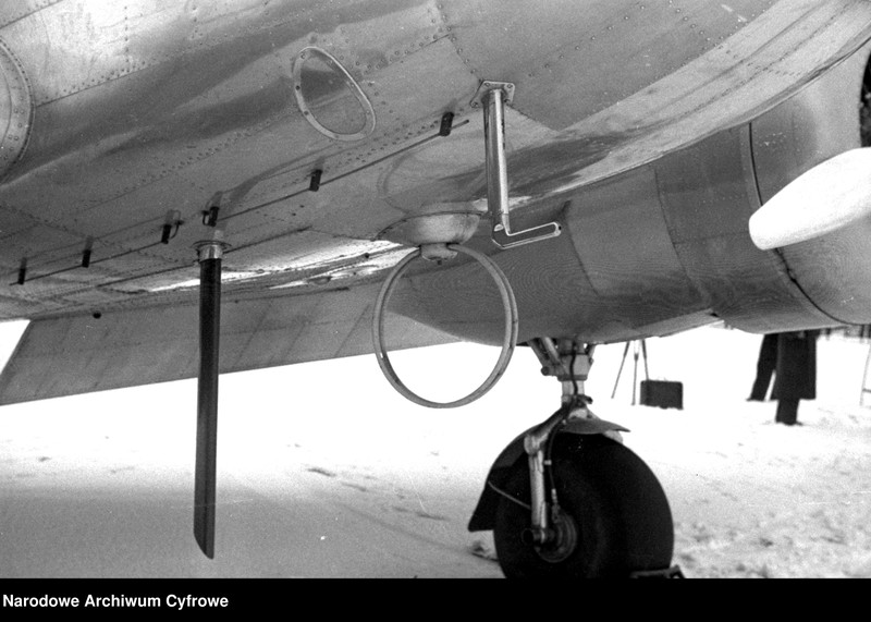 image.from.unit.number "Samolot pasażerski Lockheed L-10 Electra (SP-BGH)"