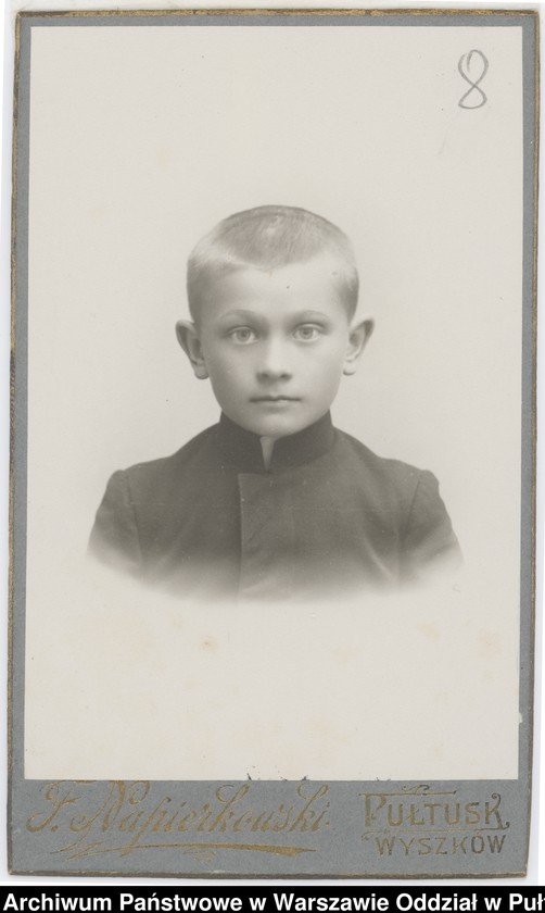 Obraz 82 z kolekcji "Chłopcy w niebieskich mundurkach... - uczniowie pułtuskiego Gimnazjum z okresu I wojny światowej"
