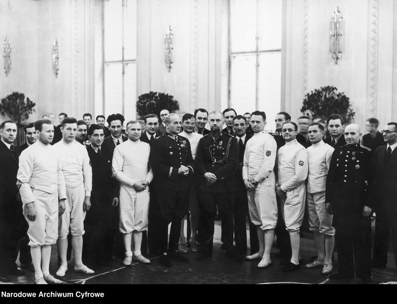 Obraz 2 z jednostki "Mistrzostwa Polski w szermierce w Domu Akademickim w Warszawie"