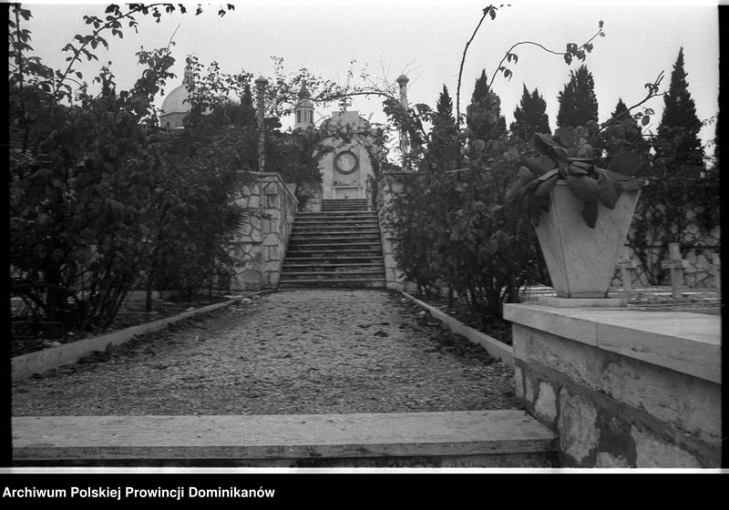 image.from.unit.number "Włochy. Polski Cmentarz Wojenny w Loreto"