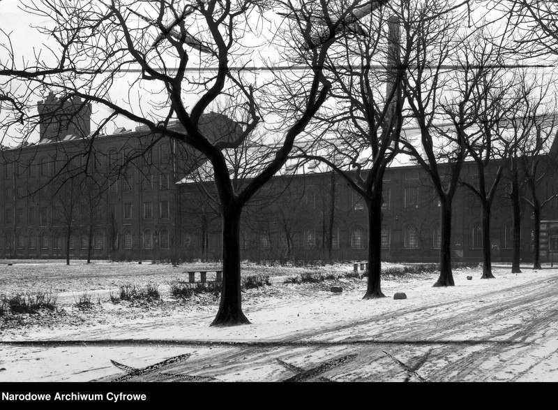image.from.unit.number "Zjednoczone Zakłady Włókiennicze K.Scheibler i L. Grohman w Łodzi przy ul. Targowej 65"
