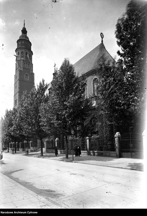 image.from.unit.number "Kościół Najświętszego Serca Pana Jezusa OO. Jezuitów przy ul. Kopernika w Krakowie"