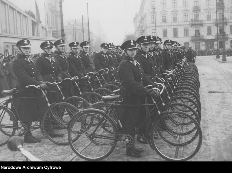 Obraz 6 z jednostki "Obchody Święta Niepodległości na placu Marszałka Józefa Piłsudskiego w Warszawie"
