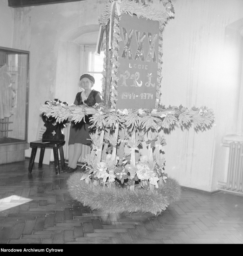 image.from.unit.number "Muzeum Ziemi Zamojskiej"