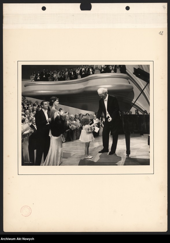 image.from.unit.number ""Sonata Księżycowa". Album fotografii ofiarowany A. Wilkońskiej przez L. Mendes